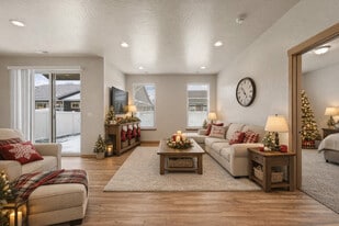 Thayer Cottages in Rathdrum, ID - Building Photo