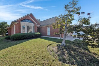 310 Willow Crest Ln in Hoover, AL - Building Photo - Building Photo