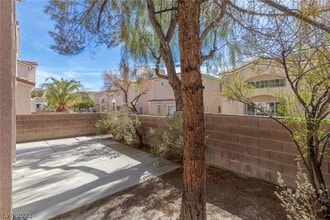 6027 Chisolm Trl in Las Vegas, NV - Building Photo - Building Photo