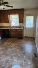 115 Hunter Dr in Boiling Springs, SC - Foto de edificio - Building Photo