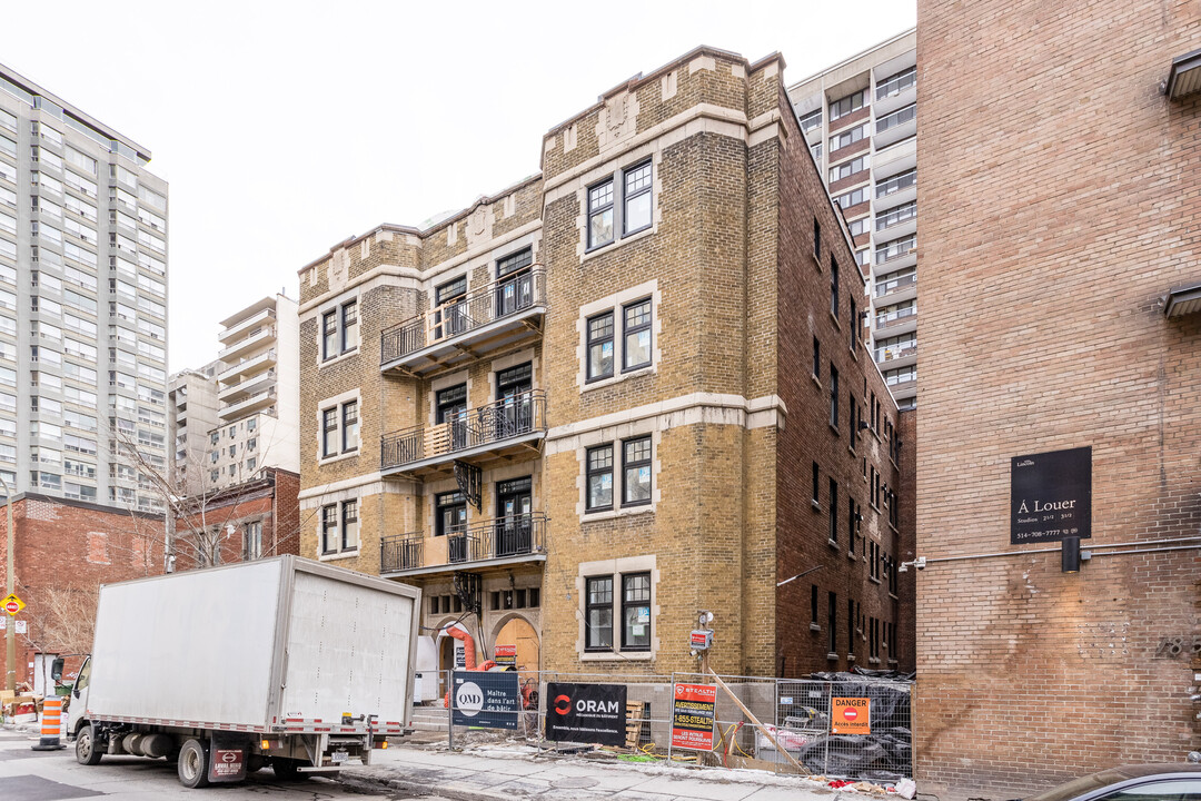 1830 Lincoln Av in Montréal, QC - Building Photo