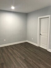 12602 Thompson Rd, Unit Onebed basement plus hall in Fairfax, VA - Foto de edificio - Building Photo