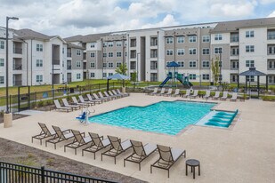 Twelve620 in Houston, TX - Building Photo