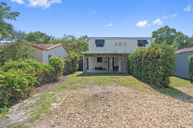 10747 NE 2nd Pl in Miami, FL - Building Photo - Building Photo