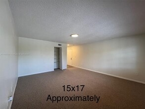 21133 SW 85th Ave in Cutler Bay, FL - Building Photo - Building Photo