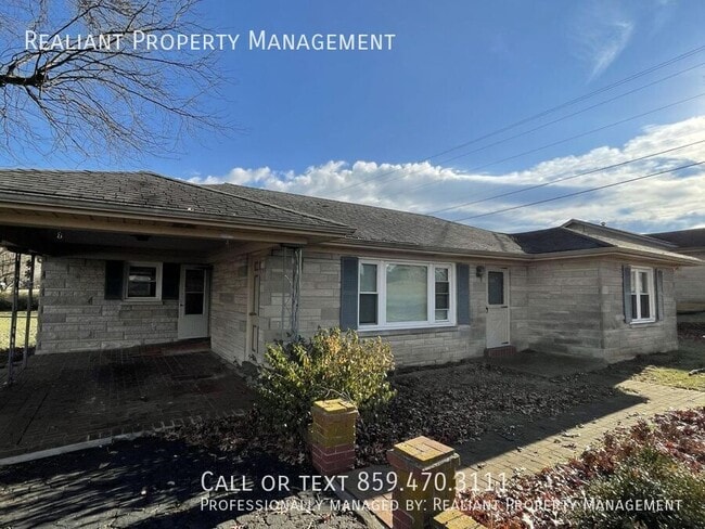 1146 Keene Rd in Nicholasville, KY - Building Photo - Building Photo