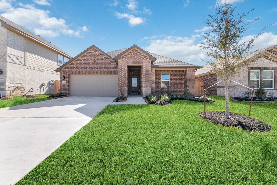 21519 Carbone Ln in Richmond, TX - Building Photo