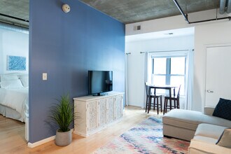 1300 N St NW, Unit 118 in Washington, DC - Building Photo - Building Photo