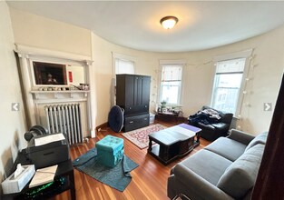 5 Sumner Sq, Unit #3 in Boston, MA - Building Photo - Building Photo