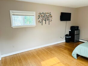 62 Doyle Ave in Providence, RI - Building Photo - Building Photo