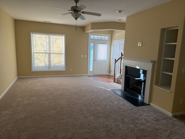 553 Matheson Place in Cary, NC - Foto de edificio - Building Photo