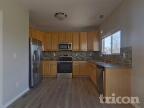 5255 S Shawnee St in Aurora, CO - Building Photo - Building Photo