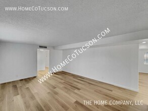 8548 E Beverly St in Tucson, AZ - Building Photo - Building Photo