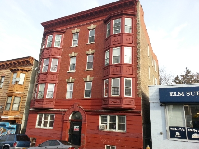 161 Elm St in Yonkers, NY - Building Photo - Building Photo