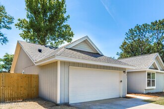 7871 Moss Pointe Trail E in Jacksonville, FL - Building Photo - Building Photo