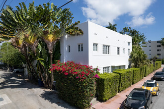 701 14th St in Miami Beach, FL - Building Photo - Building Photo