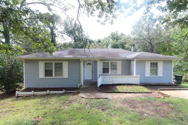property at 1824 5th St NW