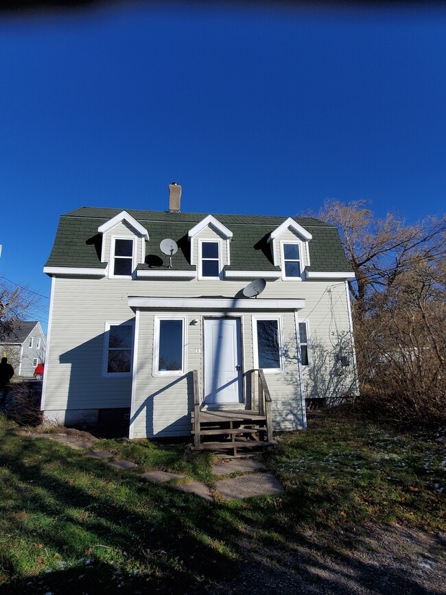 property at 2082 College St