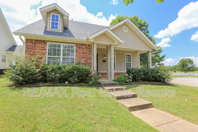 1511 Benjamin Grn in Bentonville, AR - Foto de edificio - Building Photo