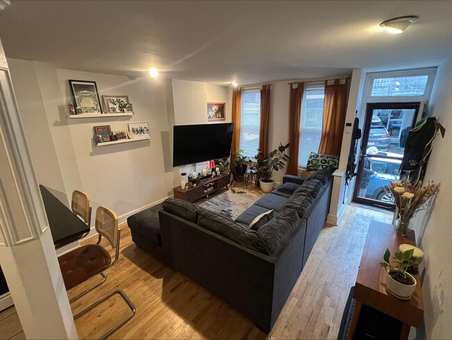 property at 2925 Harper St