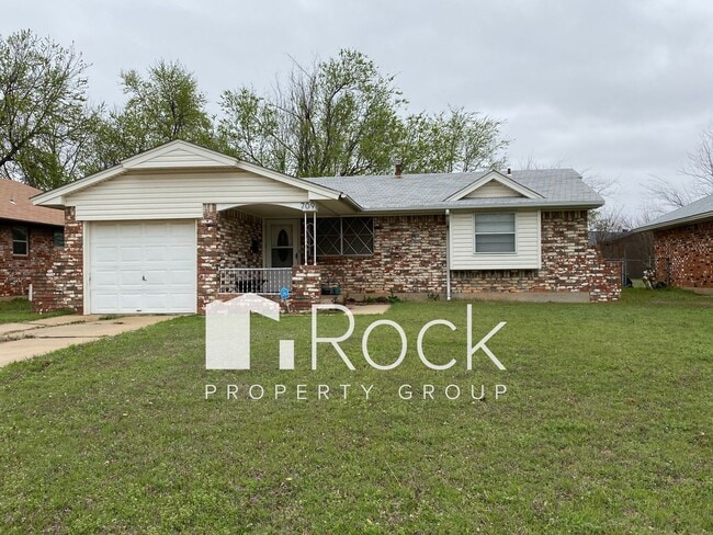 property at 709 NW 15th St