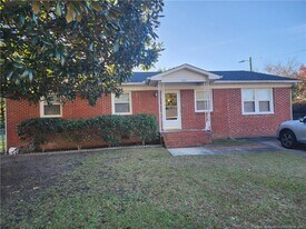 5455 Dodge Ct in Fayetteville, NC - Building Photo