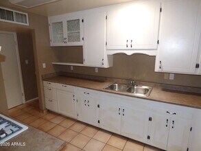 1309 W 7th Pl in Tempe, AZ - Foto de edificio - Building Photo