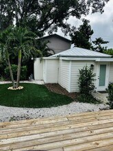 6007 N Orange Blossom Ave, Unit Guest House in Tampa, FL - Foto de edificio - Building Photo