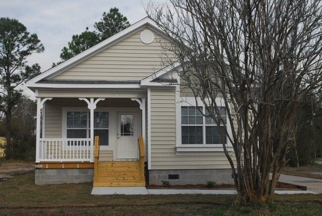 property at 15340 6th St