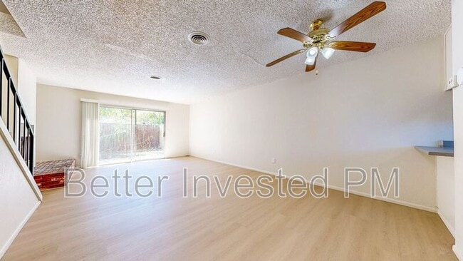 965 Marlene St in Ukiah, CA - Building Photo - Building Photo