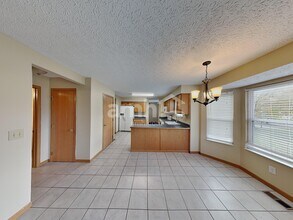 7908 Windrift Pl in Reynoldsburg, OH - Building Photo - Building Photo