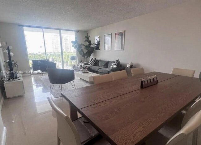 2851 NE 183rd St, Unit 805E in Aventura, FL - Building Photo - Building Photo