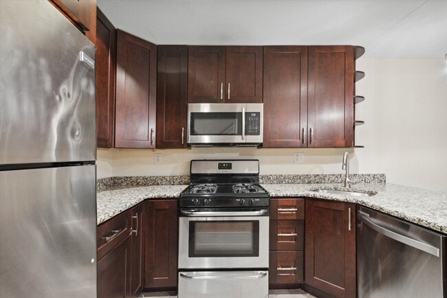 1928 N Gratz St in Philadelphia, PA - Building Photo - Building Photo