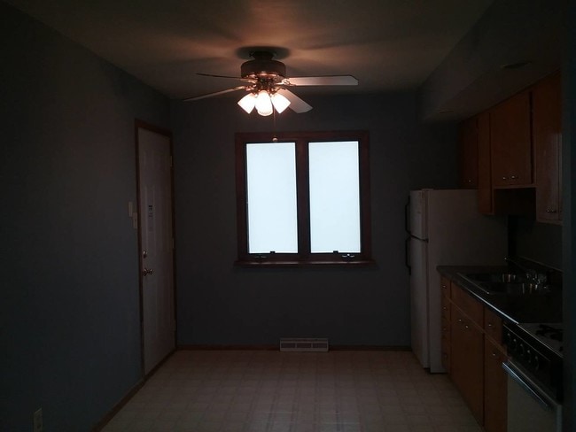 5340 Pennsylvania St in Merrillville, IN - Building Photo - Building Photo