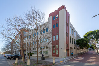 1 Federal St in San Francisco, CA - Building Photo - Primary Photo