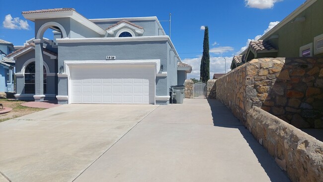 3808 Tierra Allen Pl