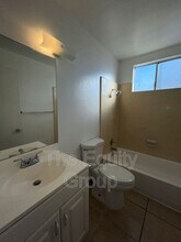 116 W Murray Ave in Visalia, CA - Building Photo - Building Photo