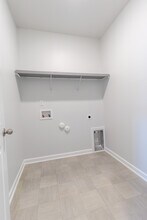 478 Sapphire Rd in Burlington, NC - Foto de edificio - Building Photo