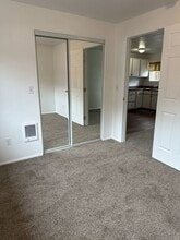 924 Mount Pitt Ave in Medford, OR - Building Photo - Building Photo