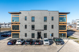 Vintage Lofts - Ankeny in Ankeny, IA - Foto de edificio - Building Photo