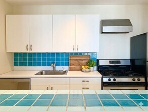 9 Hawthorne Pl, Unit 17B in Boston, MA - Building Photo - Building Photo