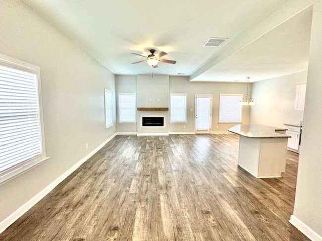 5560 Lakeside Cir W in Walls, MS - Building Photo - Building Photo