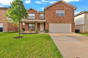 6205 Winnebago Ct in Fort Worth, TX - Building Photo