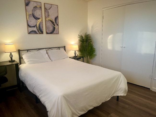 7327 Sovereign Ct in Citrus Heights, CA - Building Photo - Building Photo