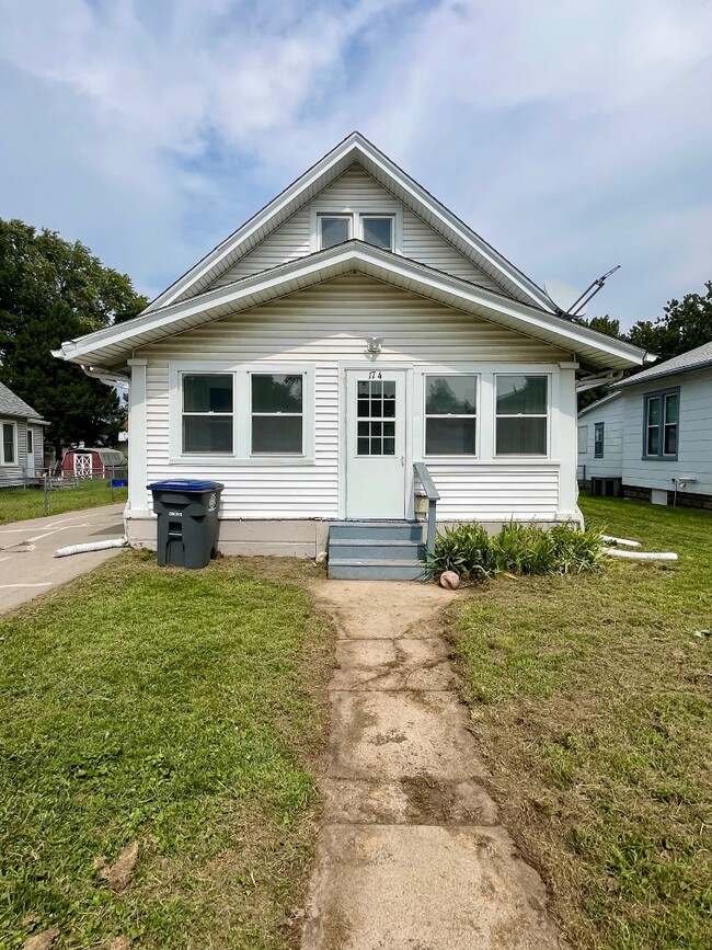 property at 1714 3rd Ave