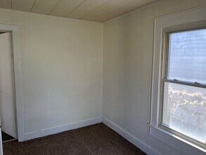 123 Caroline St in East Peoria, IL - Building Photo - Building Photo