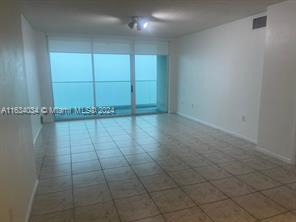 800 Claughton Island Dr, Unit 1103 in Miami, FL - Building Photo - Building Photo