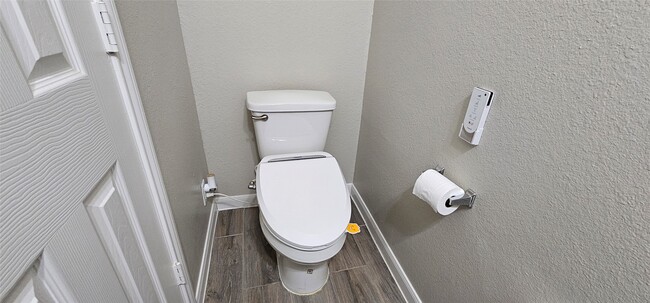 property at 17143 Wilthorne Colony Ct