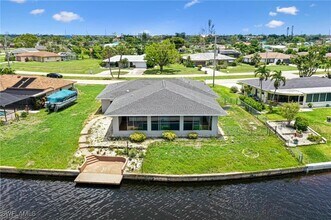 2520 Shelby Pkwy in Cape Coral, FL - Building Photo - Building Photo