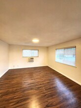 7440 Tiara Way, Unit #D in Citrus Heights, CA - Foto de edificio - Building Photo